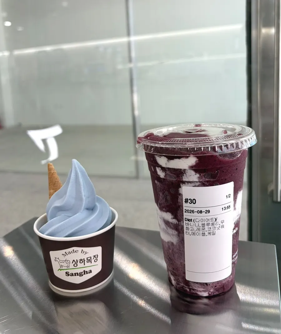Ugly Tongue diet smoothie and Sanghamokjang blue ice cream cone