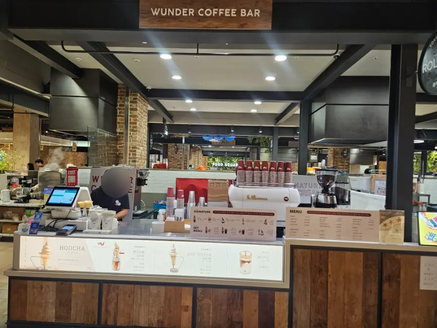 Interior view of the Wunder Coffee Bar counter