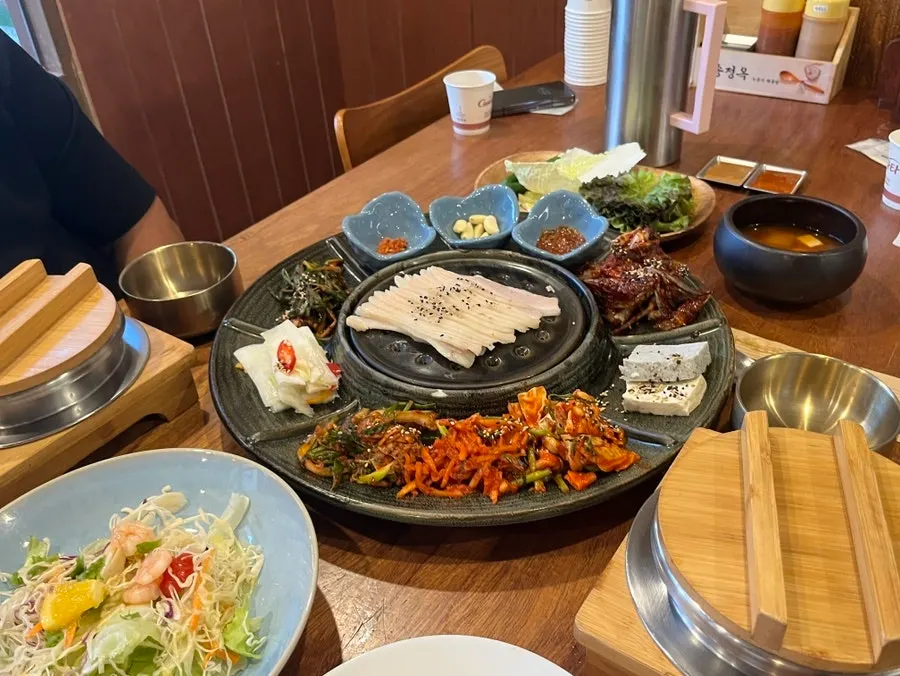 송정옥 가브리살보쌈 한상 전체 구성