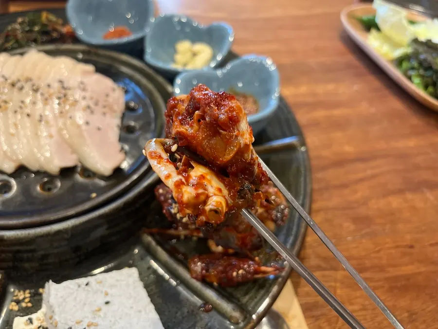 송정옥 밑반찬으로 나온 양념게장