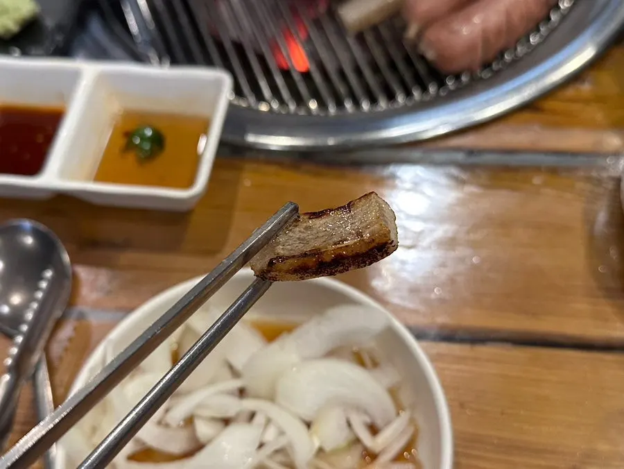 Thick pre-grilled pork belly