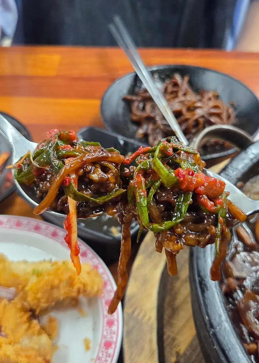 파김치를 올린 마파두부