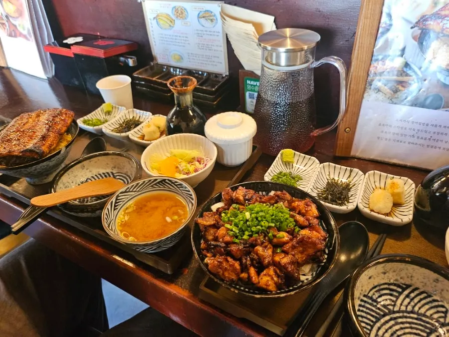 The full rice bowl sets ordered at Yuok