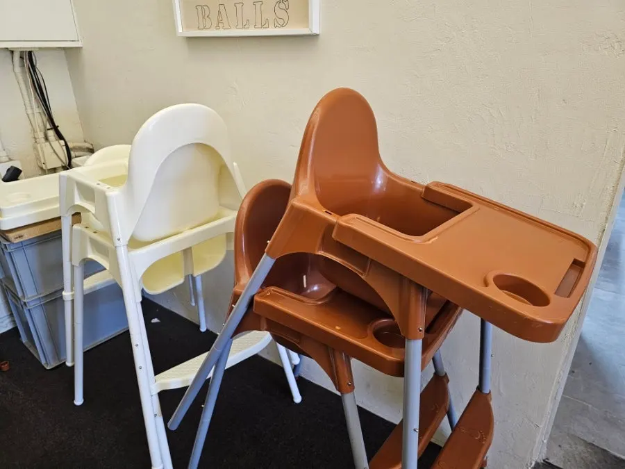 High chair for family guests