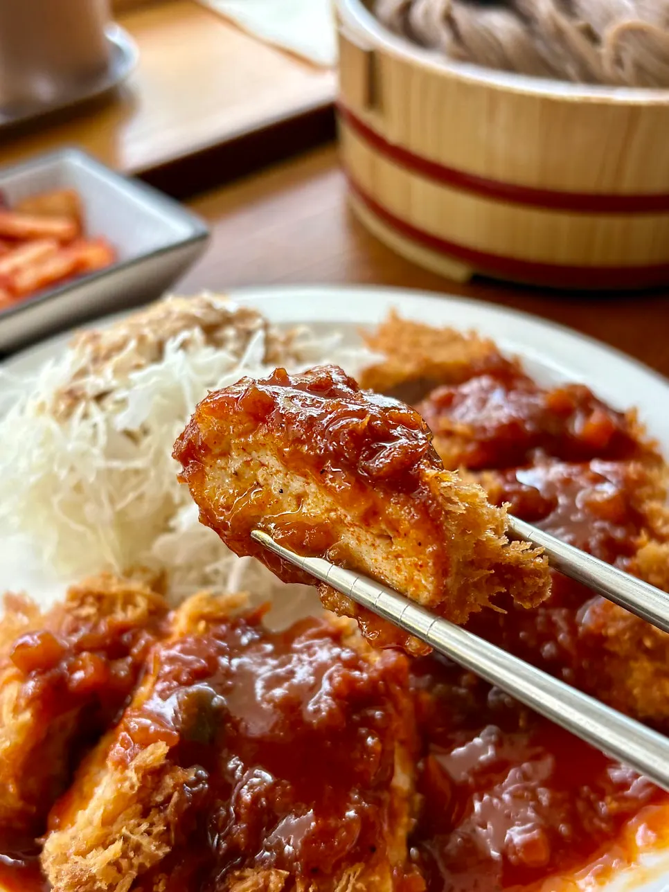 Plump loin cutlet dipped in sauce for the spicy tonkatsu