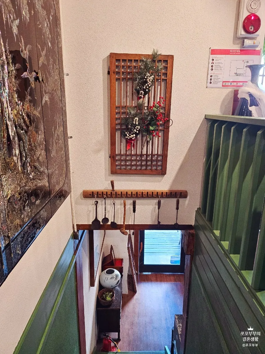 Two-story hanok interior space