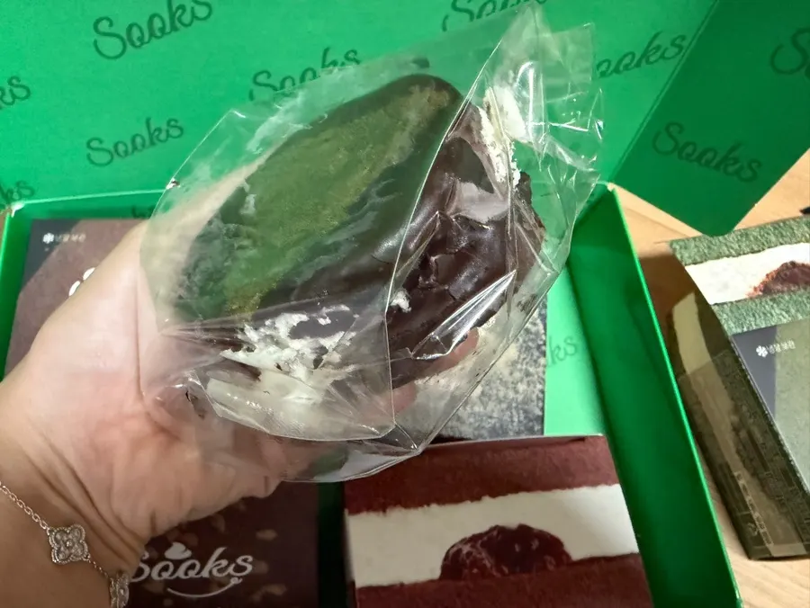 Bestselling injeolmi-flavored choco pie