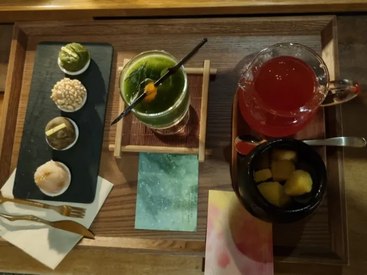 Name card served with the tea cocktail