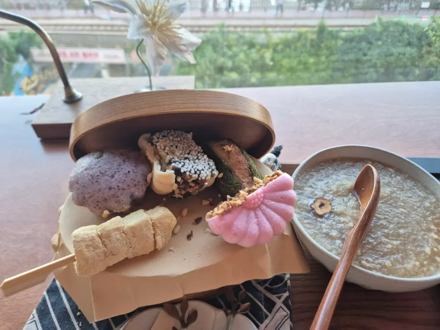 수월경화 대표 메뉴 달보드레 상자