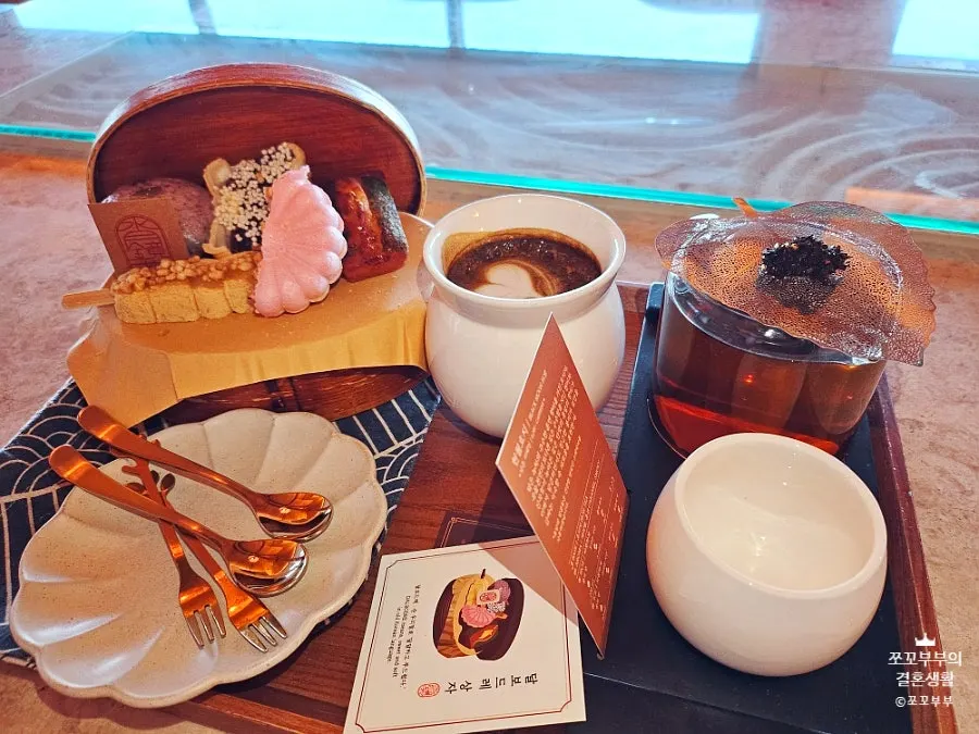 Tea time spread at Suwolgyeonghwa with ocean view