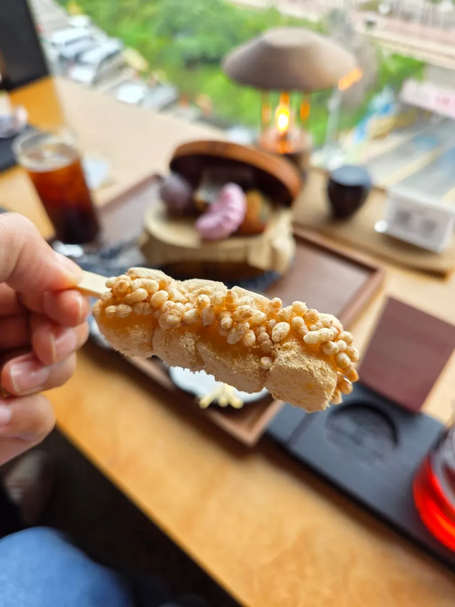 Desserts in the Dalbodeure box