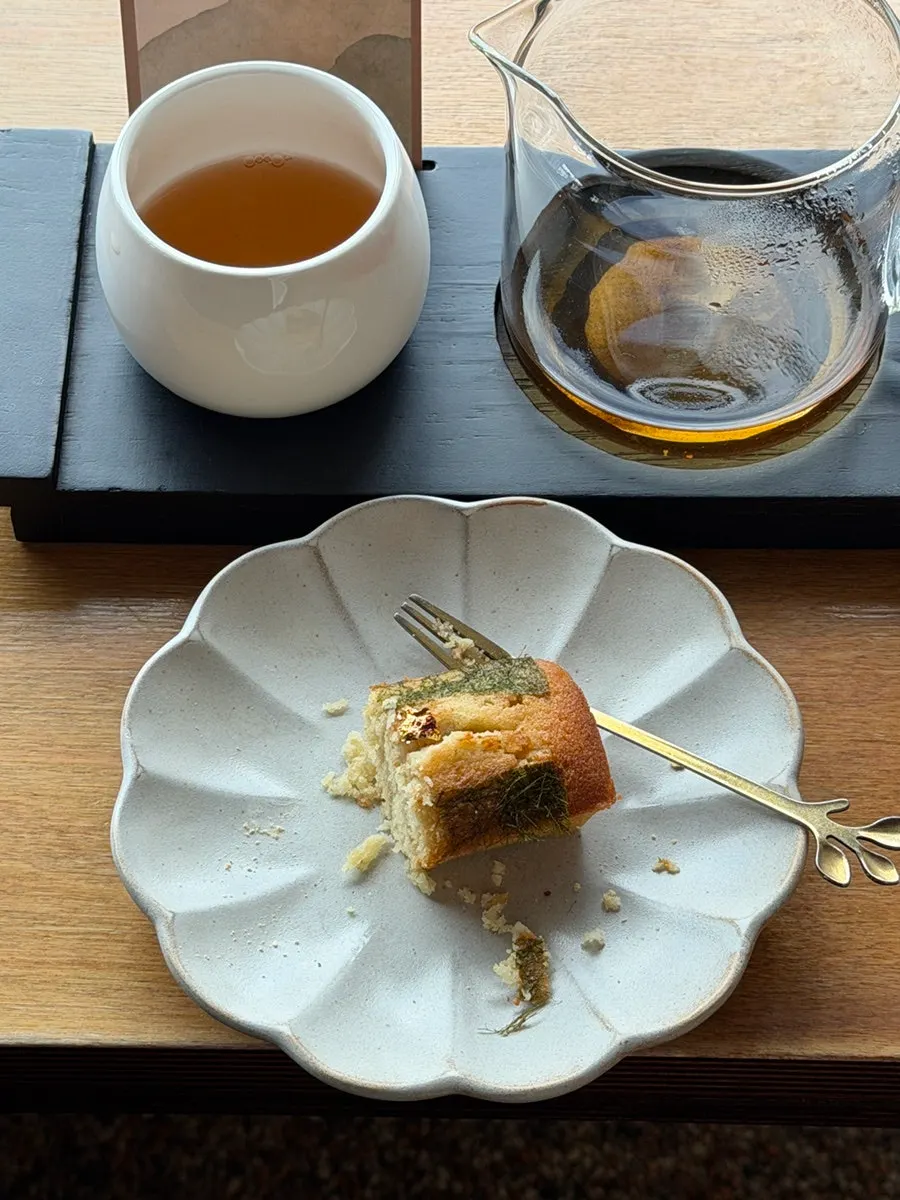 Corte del heukmi suljppang con pasta de azuki dentro