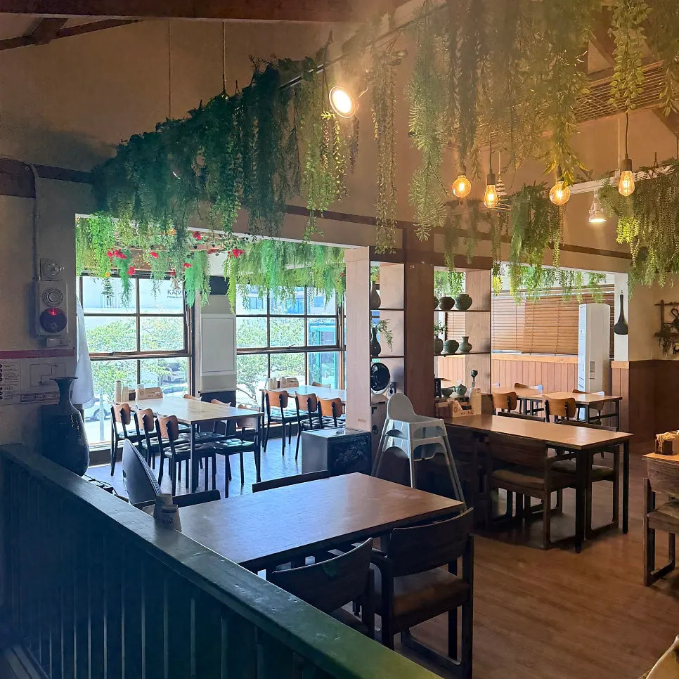 Interior of Songjeongok with traditional decor pieces
