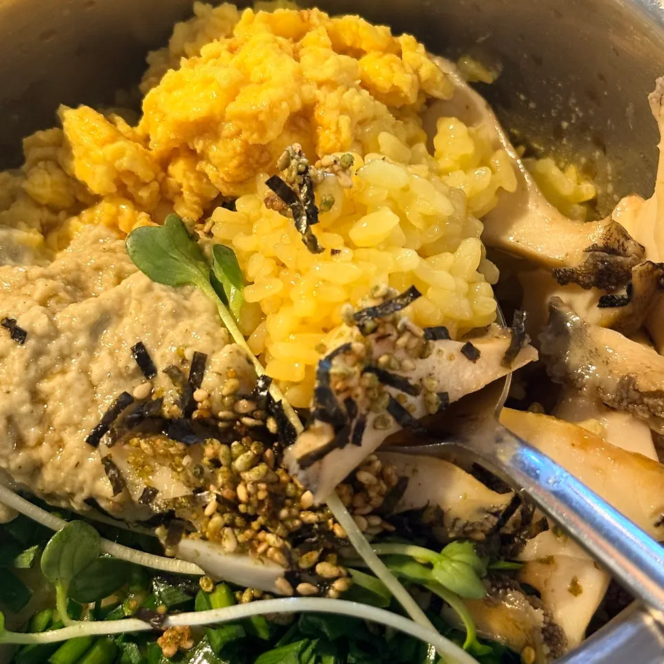 Abalone pot rice with creamy innards sauce