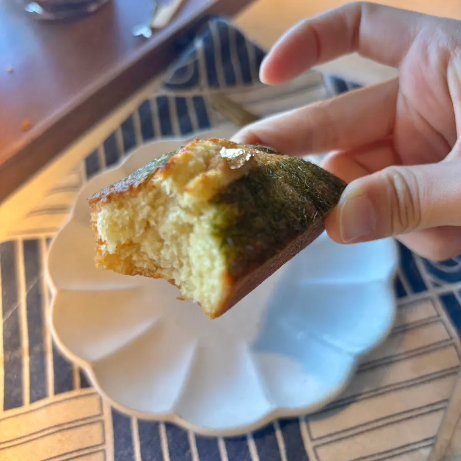 Savory financier dessert