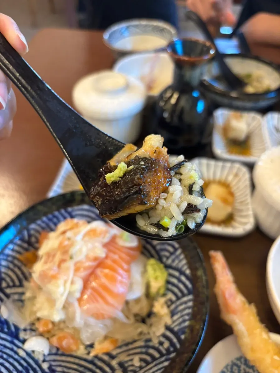 Plump shrimp tempura