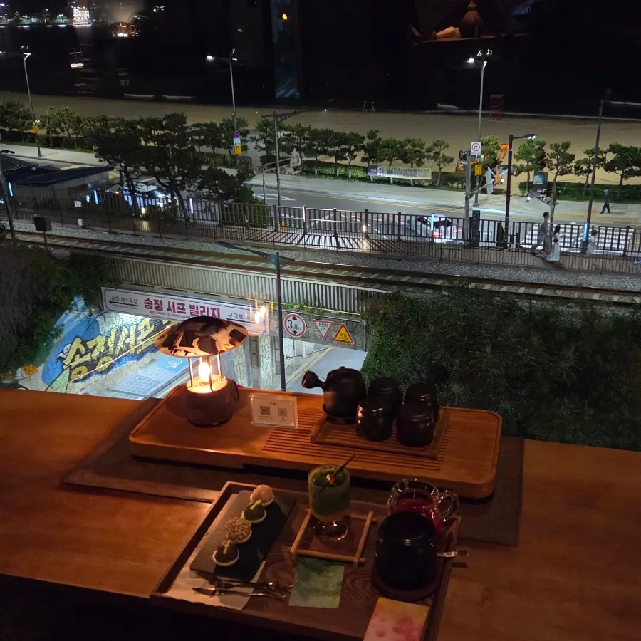 Relaxed evening window seat