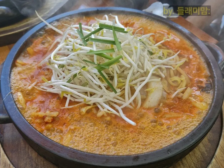 Stone-plate jjamppong at spice level 1