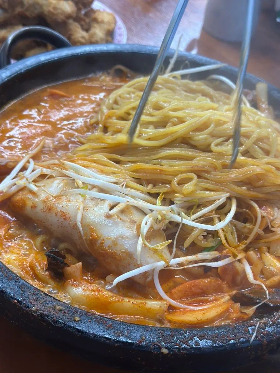 돌판 짬뽕 면과 국물