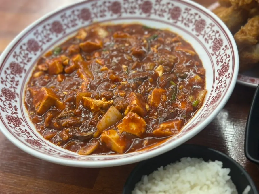 돌판 아래 긁어낸 누룽지밥