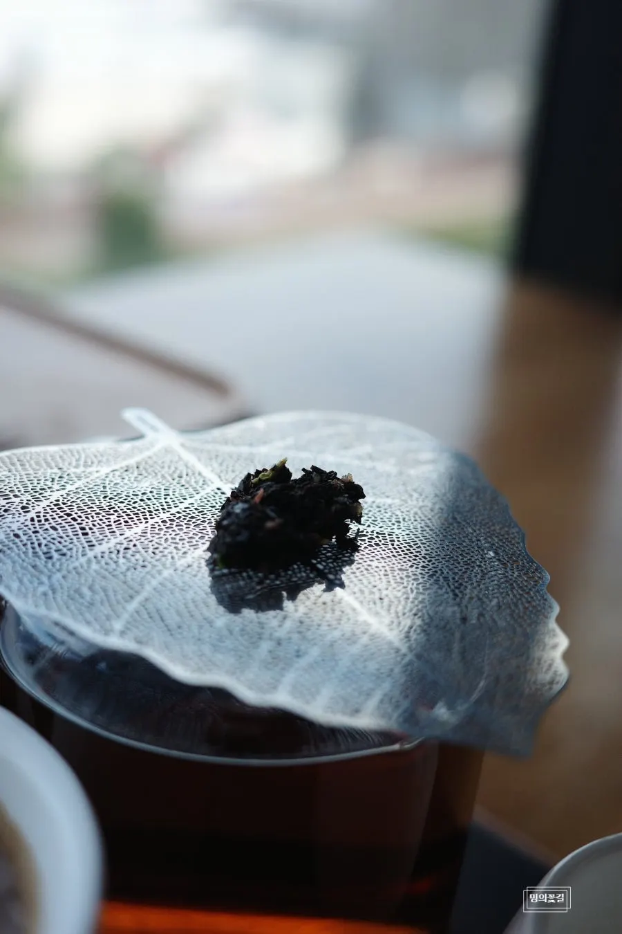 Hyeonwol hojicha, brewed at just the right strength