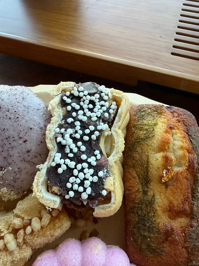 Injeolmi skewer dessert