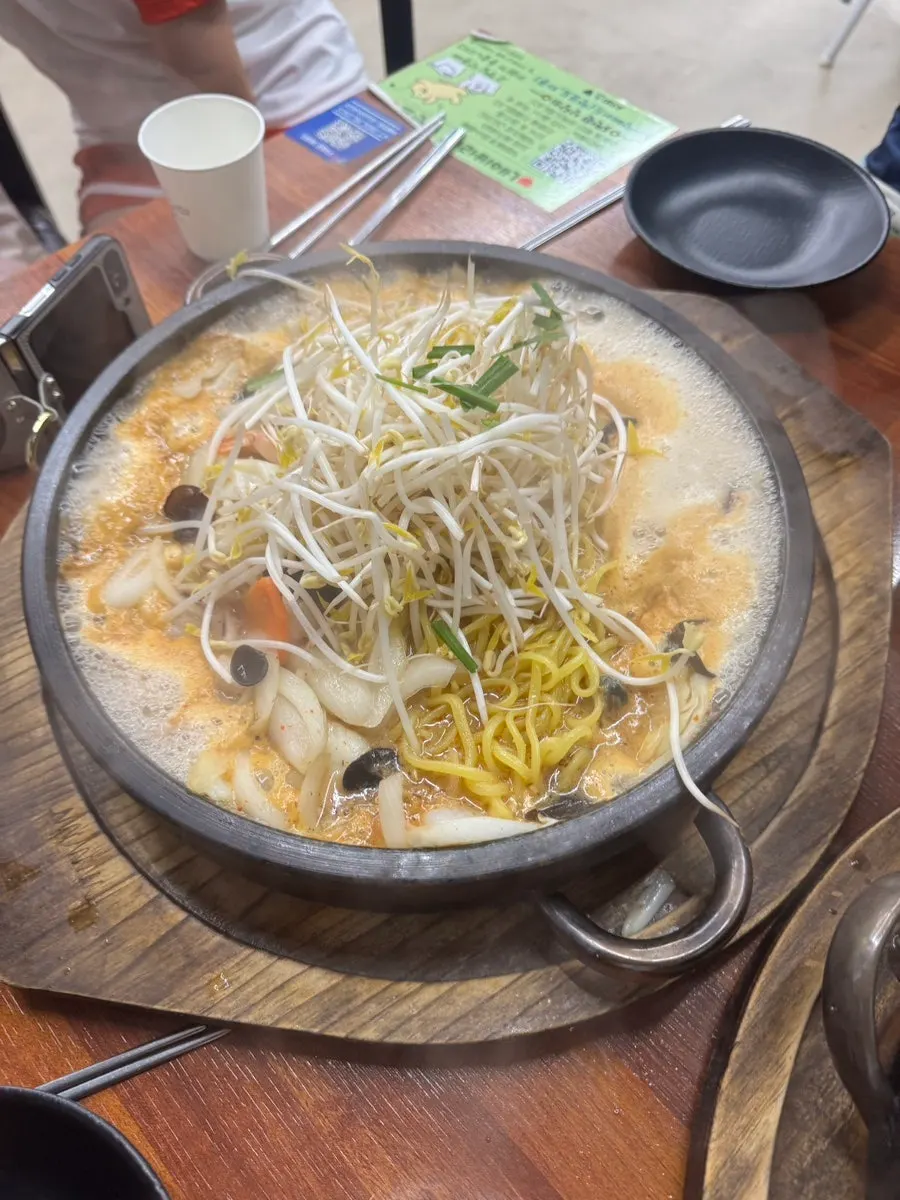 돌백짬뽕 비주얼 전체 모습
