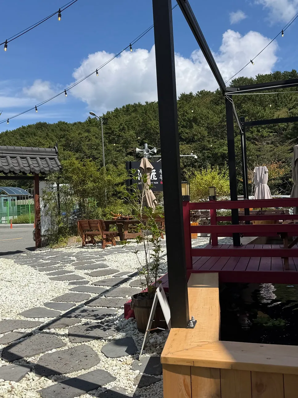 Yuok's courtyard with a Japanese atmosphere