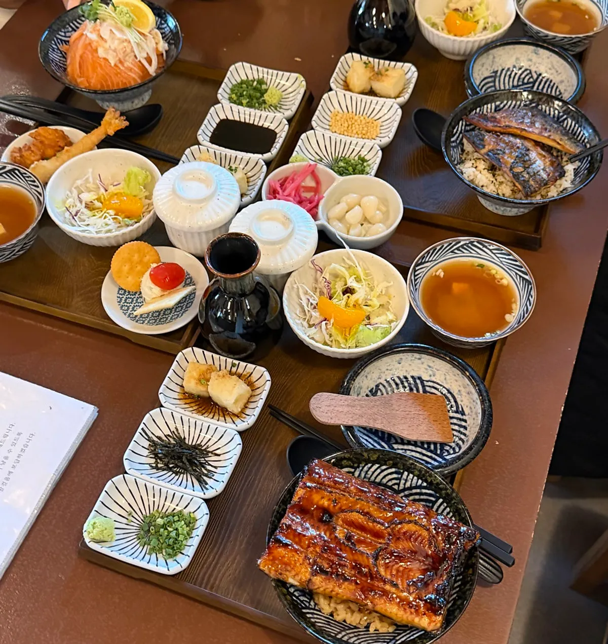 Yuok's jumbo unaju set spread