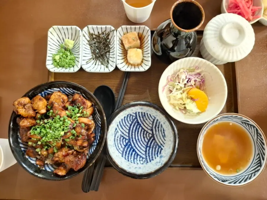 아이가 먹은 유옥 토리동 한상