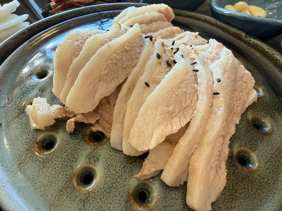 Pork jowl bossam served as part of the set