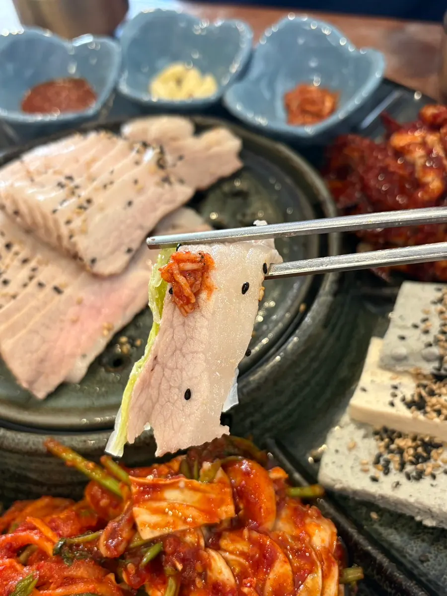 The boiled pork the kids enjoyed at Songjeongok