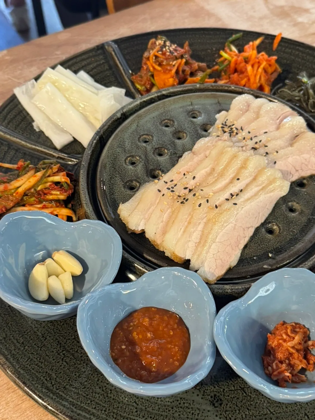 Sweet-and-tangy seasoned sea cucumber appetizer