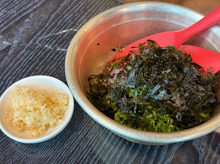 Pan before making the flying fish roe fried rice