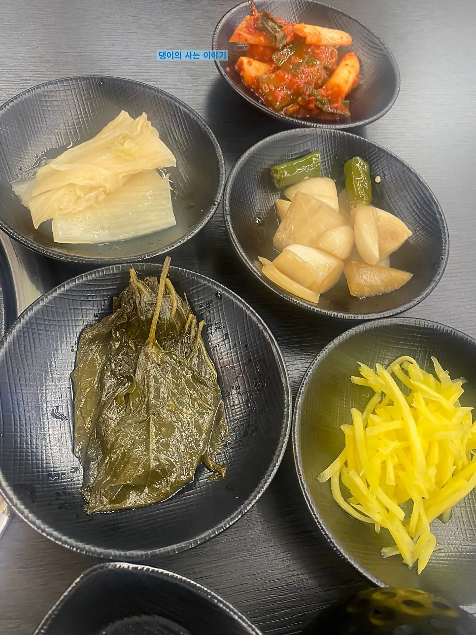 Self-paid all-you-can-eat eel spread