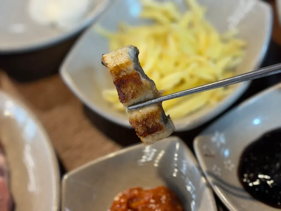 ソンニムボクチャンオで鉄板で焼いて食べたうなぎ