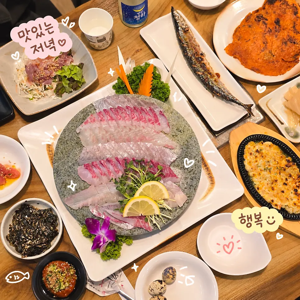 Table at Veteran General Fish Market after finishing the meal