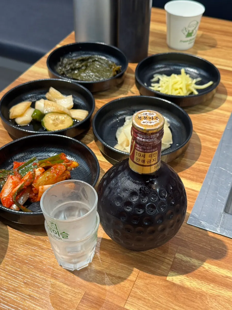 무한리필 주문 시 기본 제공되는 복분자주