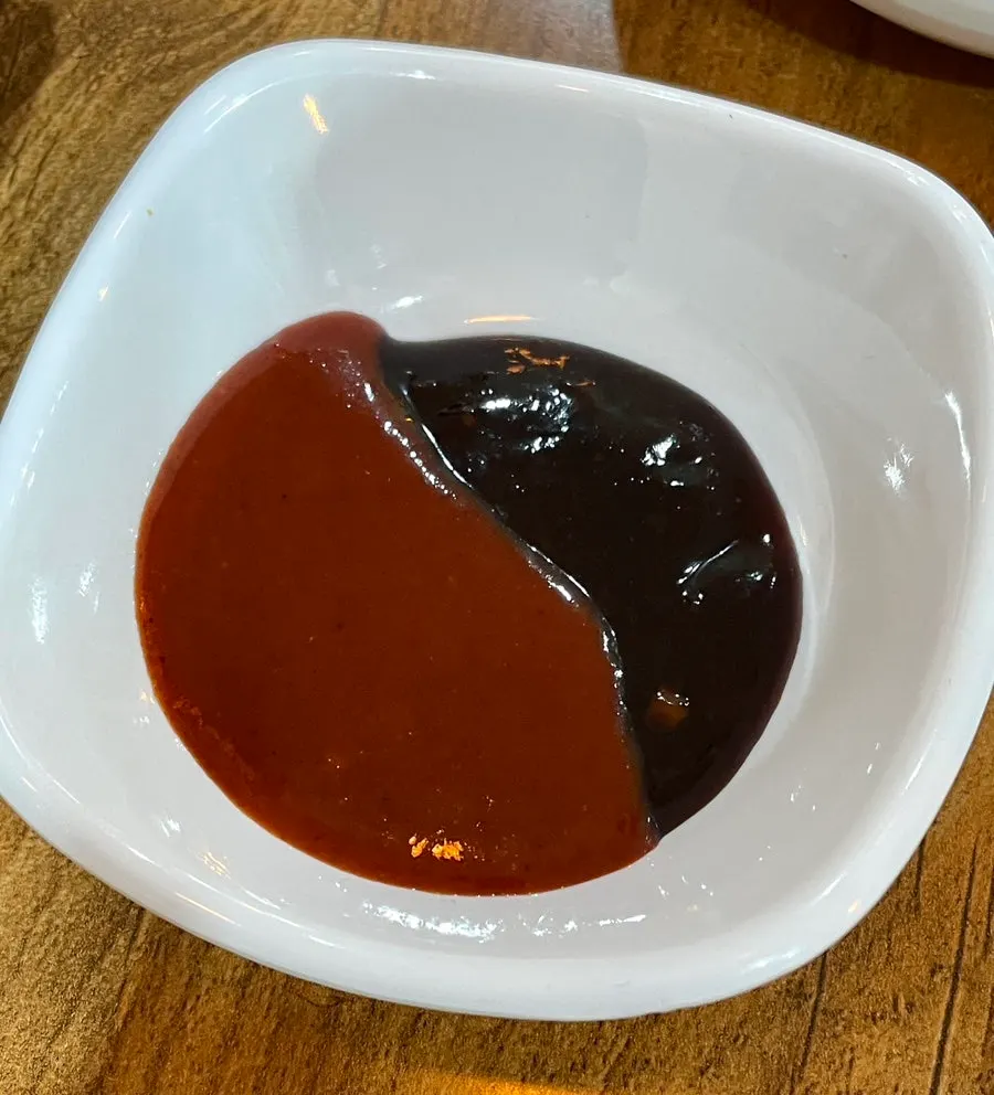Two eel dipping sauces, basic and spicy