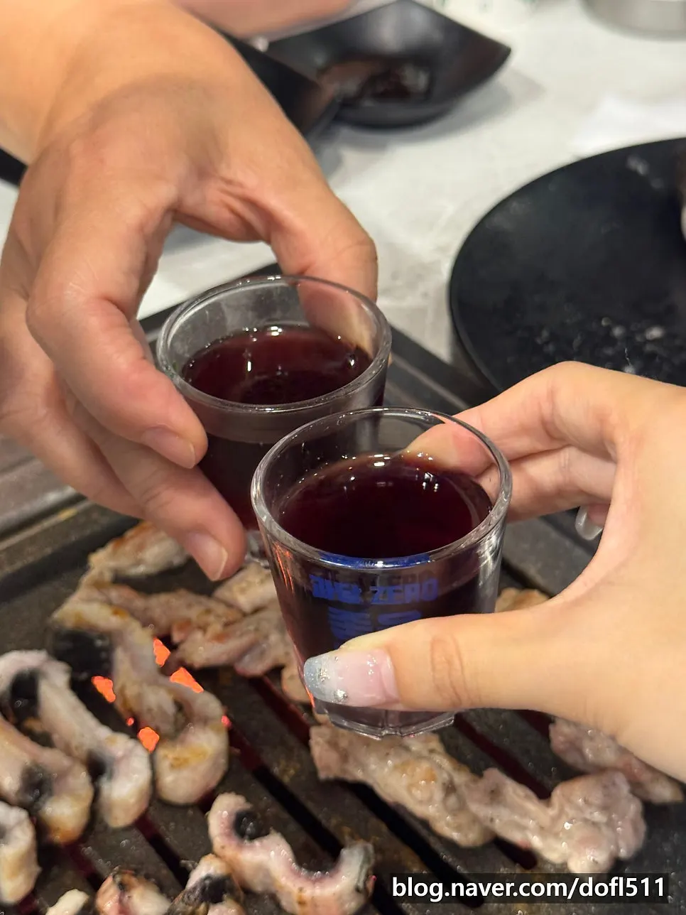 A glass of bokbunja wine paired with the eel
