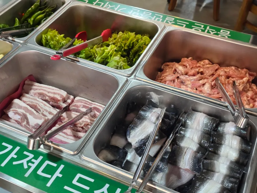 Prepped eel laid out at the self-bar