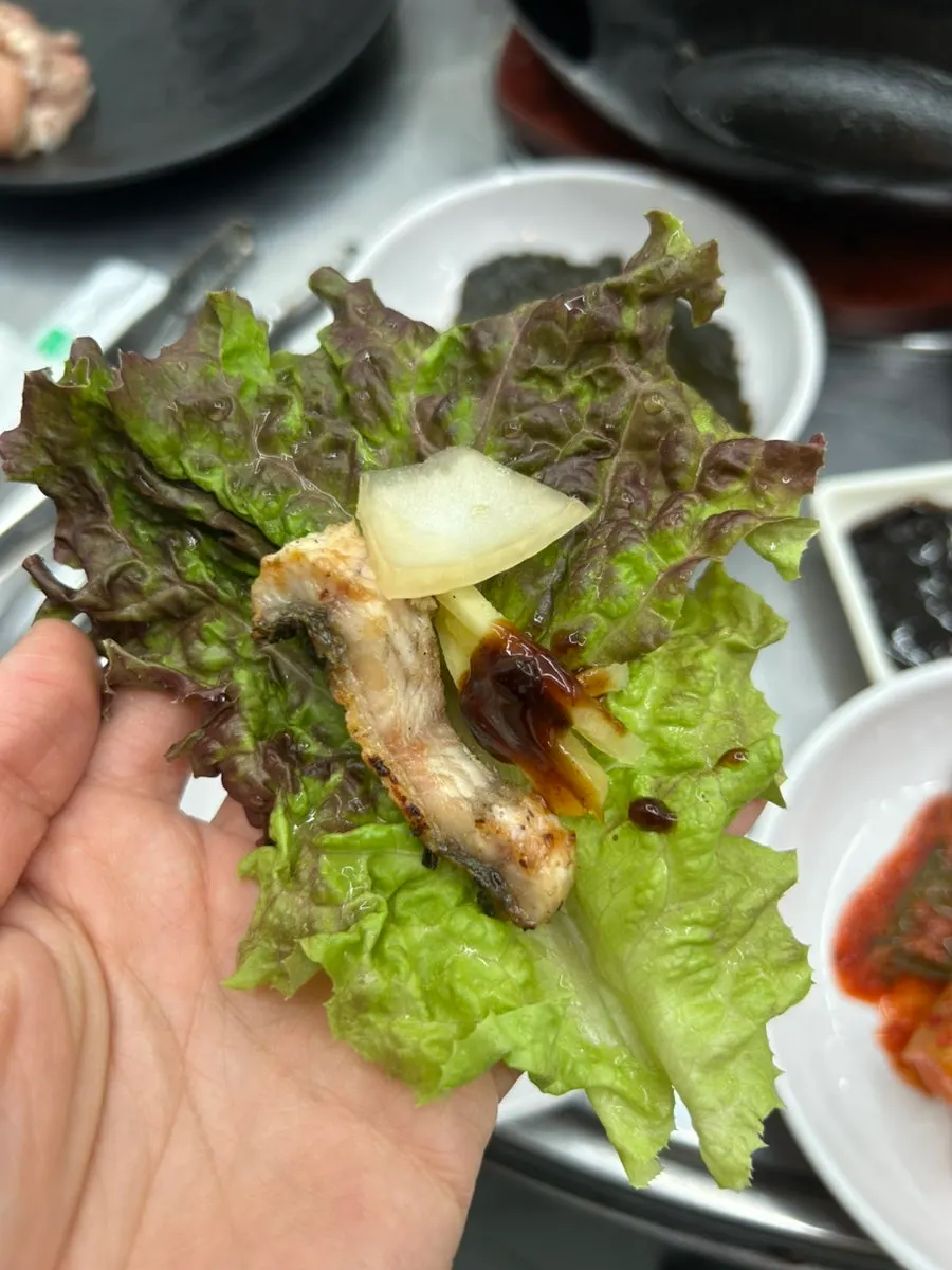 Grilled eel with a glass of bokbunja wine