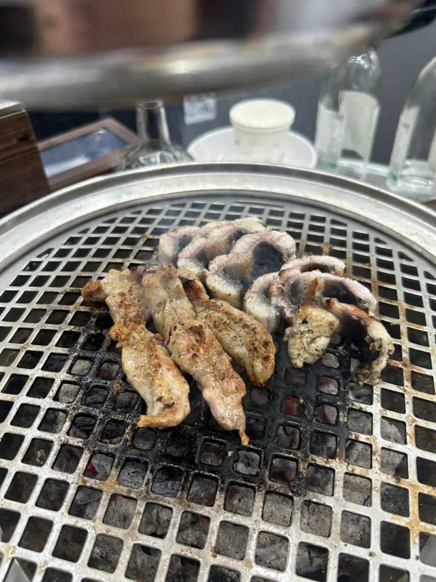 Extra eel and chewy chicken neck meat