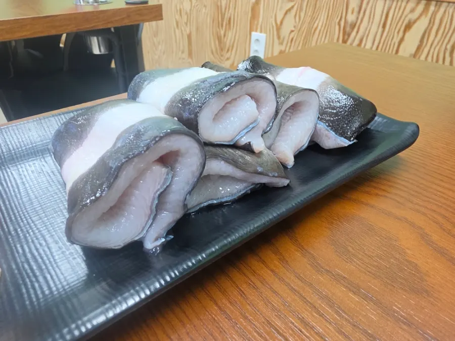 Plate of thick domestic freshwater eel