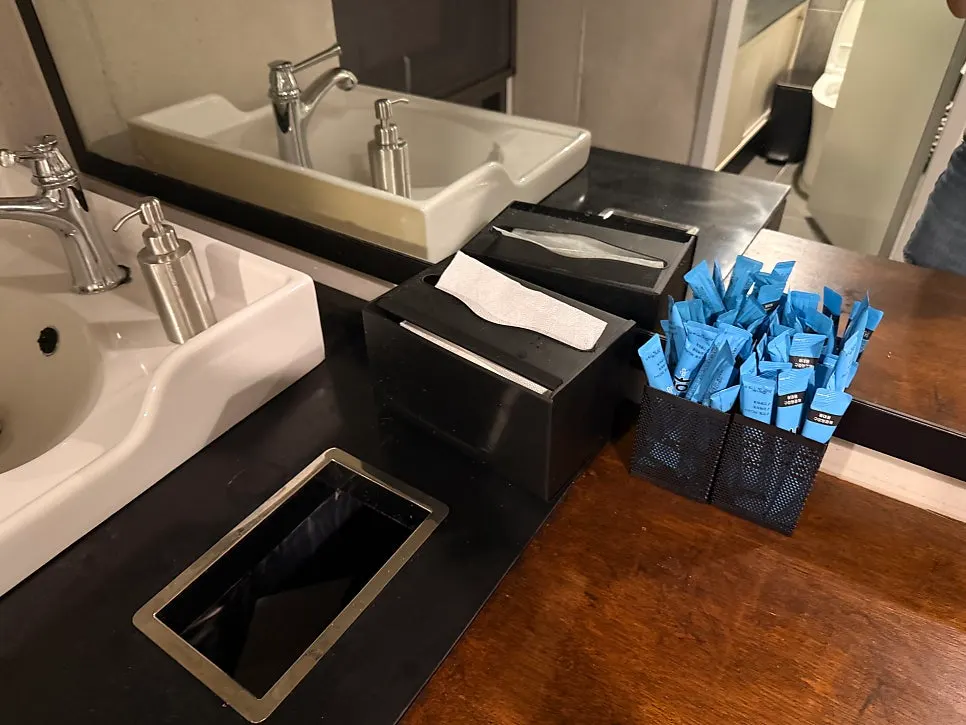 アレグロのトイレに備えられたうがい薬
