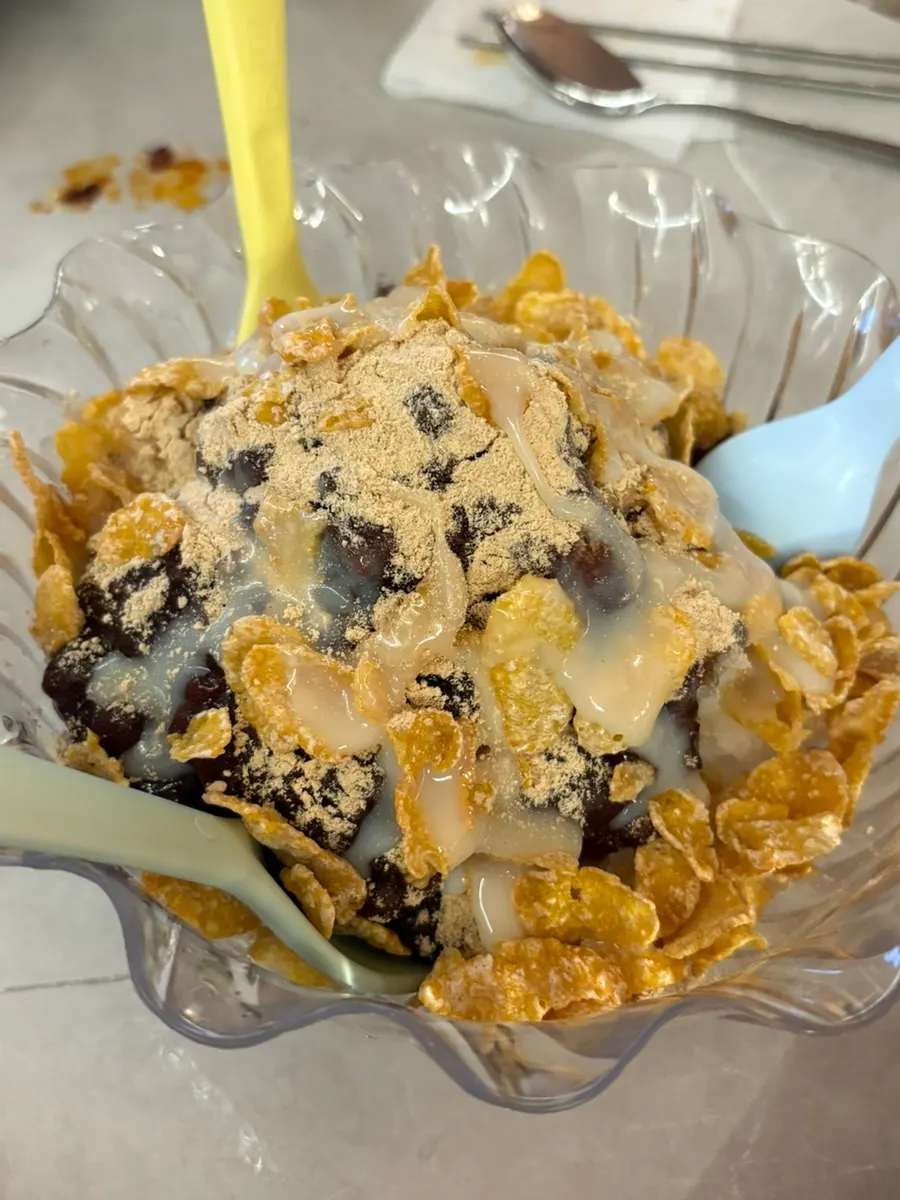 Complimentary patbingsu to finish the meal