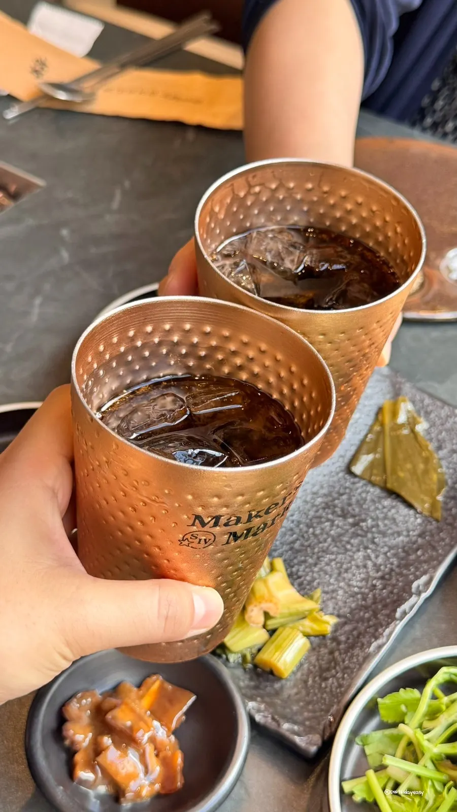 The cocktail bar in one corner of Sutbul Seonghwa