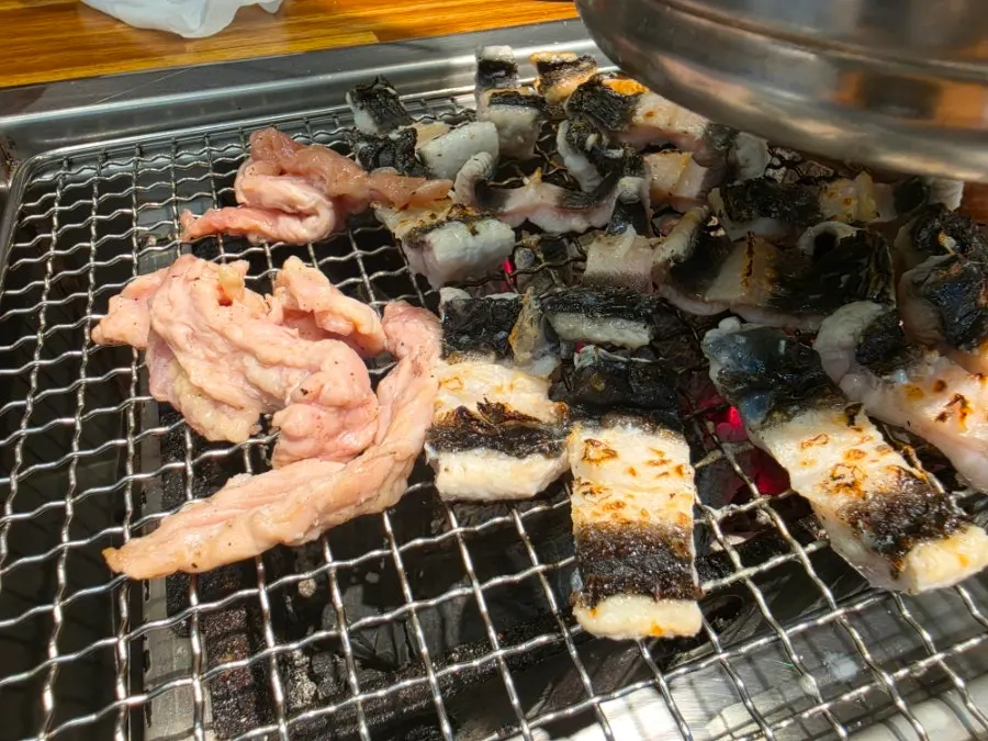 Grilled eel cut into bite-sized pieces