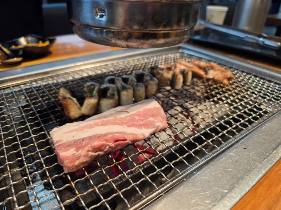 Grill plate with eel, pork belly and duck neck together