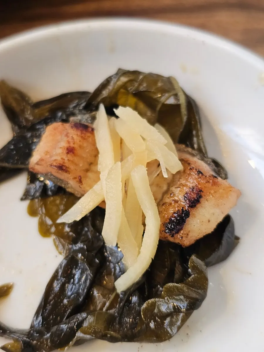 Thick freshwater eel grilled with red sauce